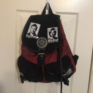 A supernatural backpack